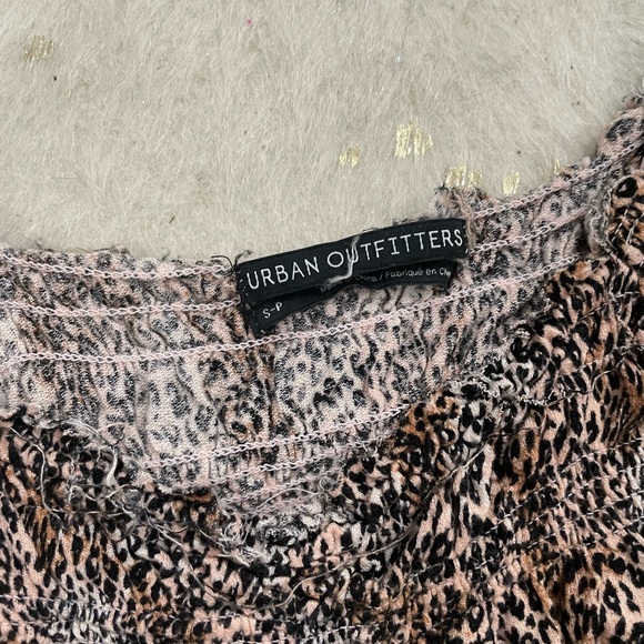 Urban outfitters leopard print synched crop top - Picture 2 of 4